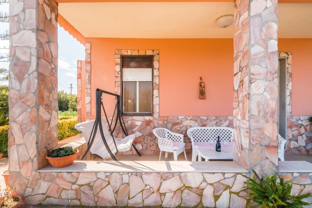 Villa Rosa Near The Sandy Beach, Parking & Wifi Noto Ngoại thất bức ảnh